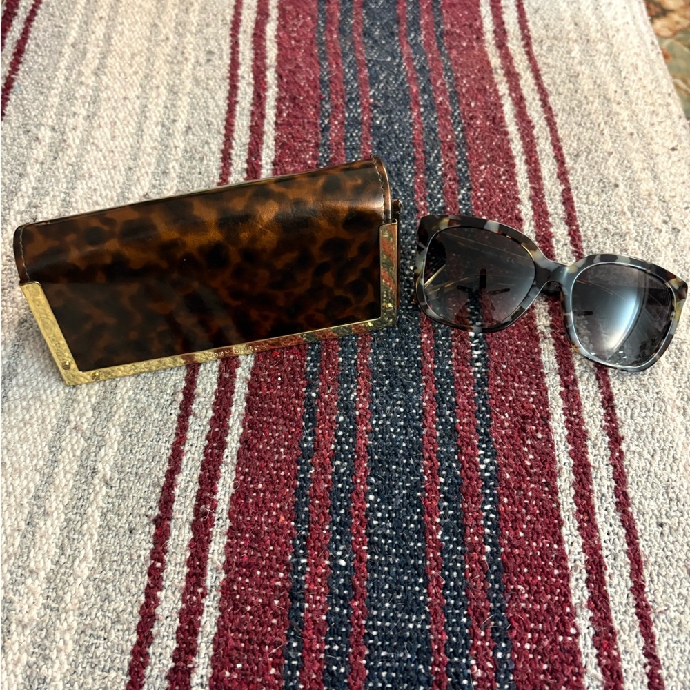 Tory Burch TY7161UM Tortoise Cat Eye Sunglasses with Case – Authentic